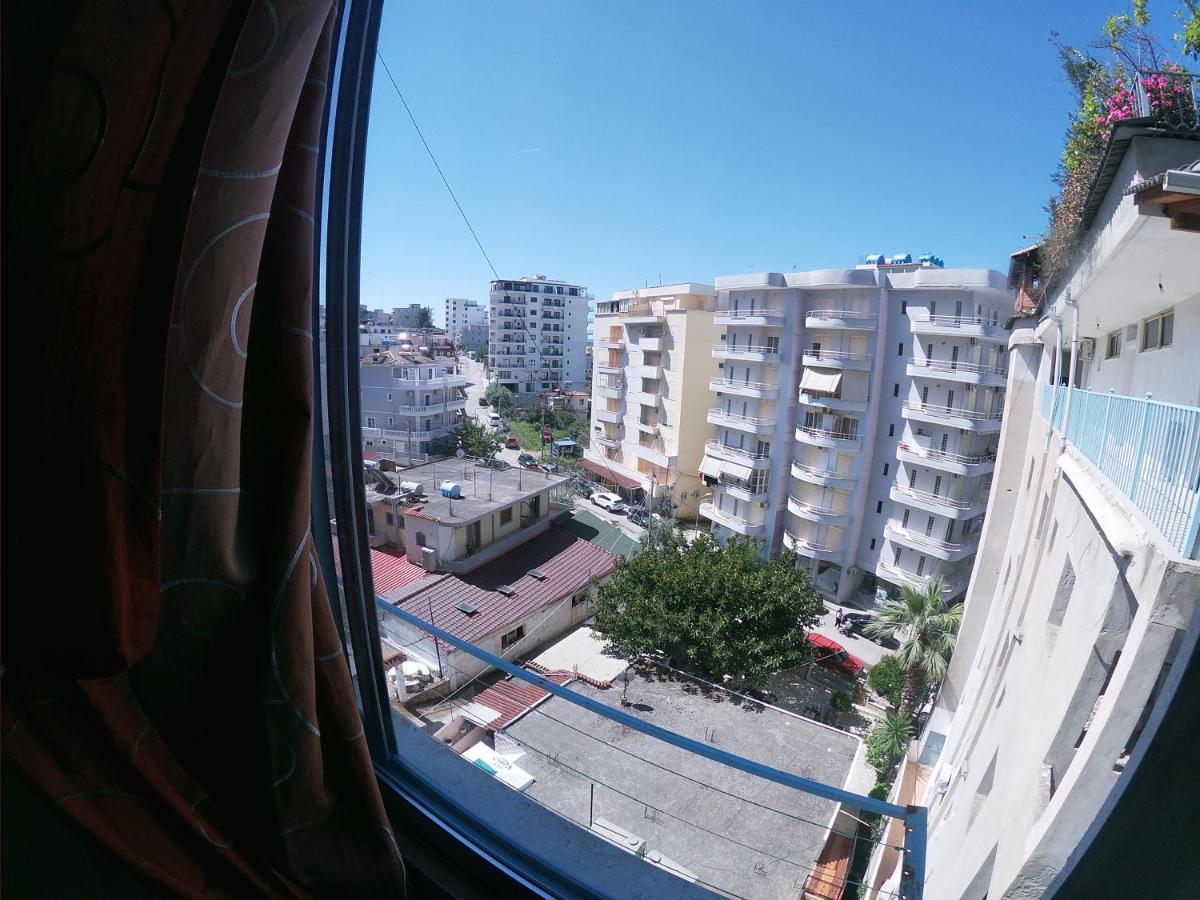 Honey Apartments Near Promenade Saranda Extérieur photo