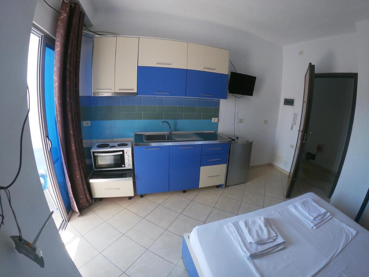 Honey Apartments Near Promenade Saranda Extérieur photo