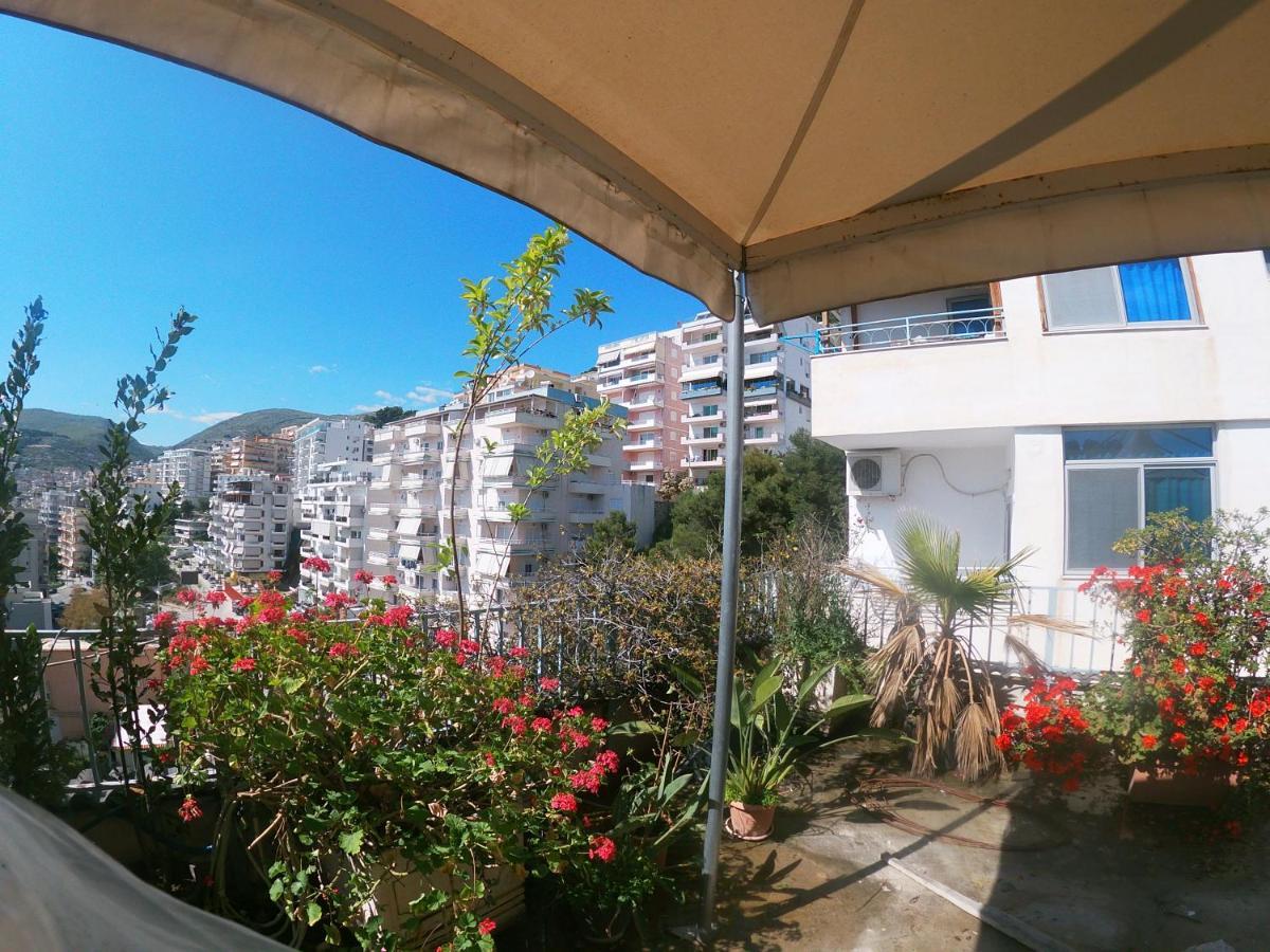 Honey Apartments Near Promenade Saranda Extérieur photo